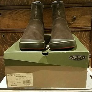 NIB Keen Elsa II Chelsea waterproof boot